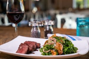 steak and blue cheese salad